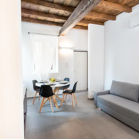 Naviglio Apartment Robecco sul Naviglio